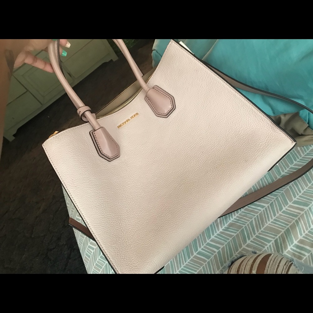 Micheal Kors bag